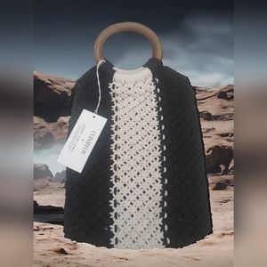 Laude the label crochet bag with acacia wood handles